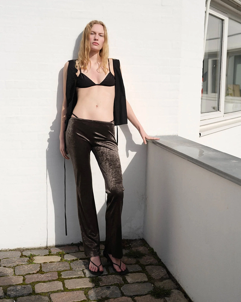 Sir. Pre-Fall 2026 Dresses For Copenhagen’s City-And-Sea Rhythm