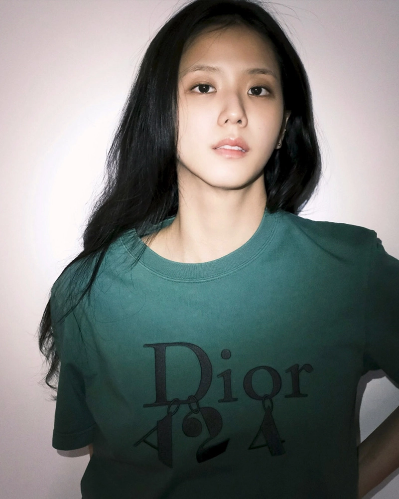 Jisoo And Jimin Put Dior X A24 On Their Off-Duty Uniform