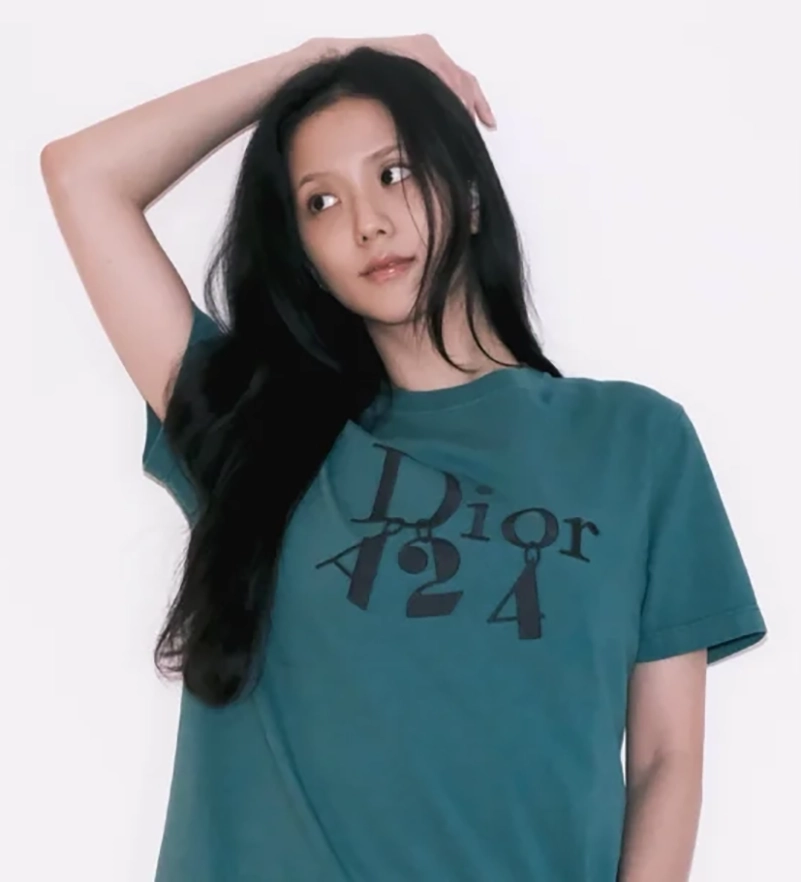 Jisoo And Jimin Put Dior X A24 On Their Off-Duty Uniform