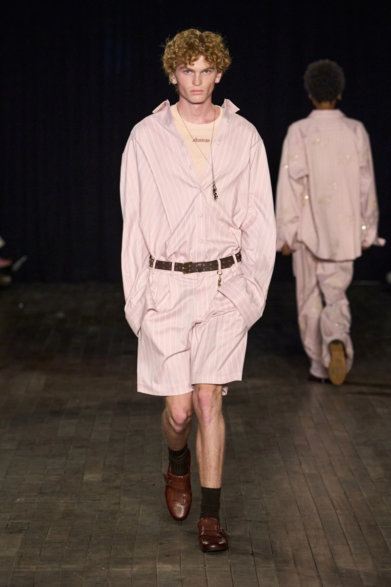 Aknvas Spring 2027 Turns The Wild Swans Into A Fashion Fairy Tale