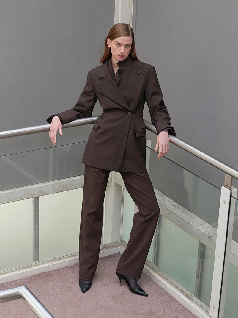 Lily Mcmenamy Fronts Sir.’s Moody Fw26 London Story