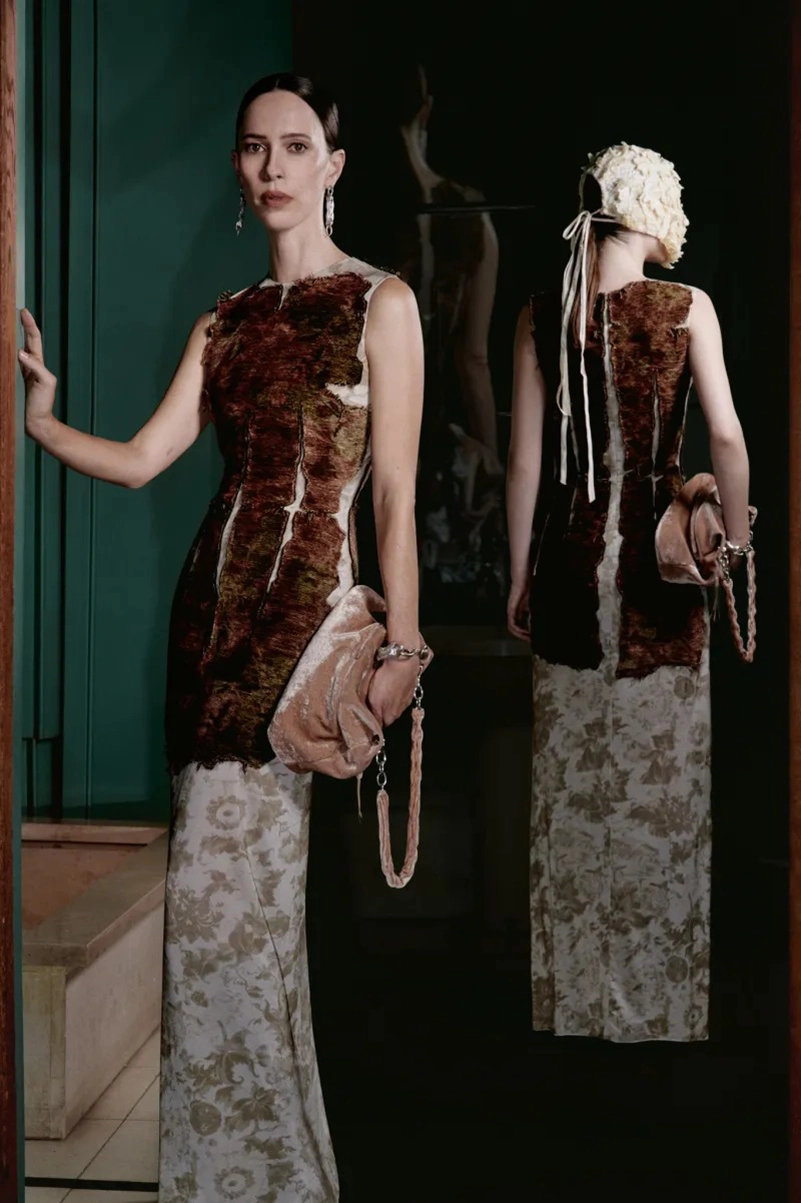 Maison Margiela Fw26 Blurs Identity With Rebecca Hall And Her Double