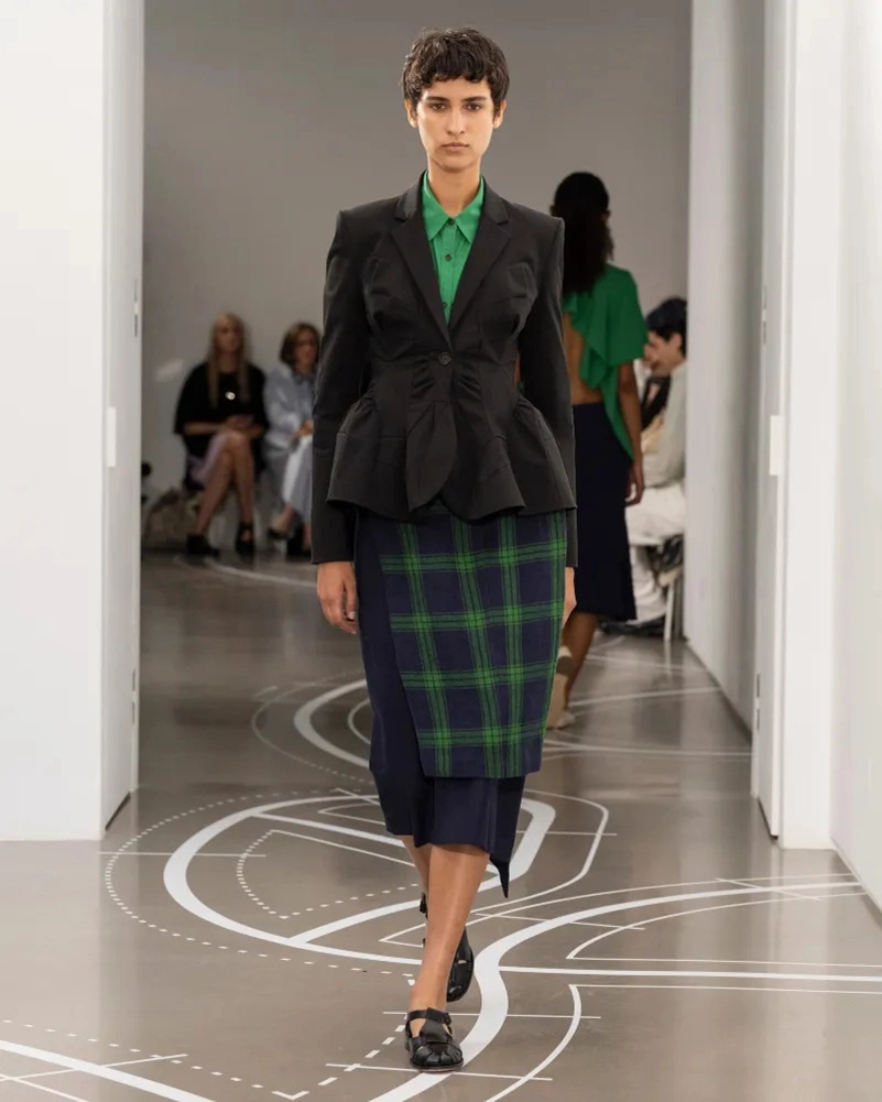 Ashlyn Spring 2027 Plays With Angles, Draping And Unexpected Volume