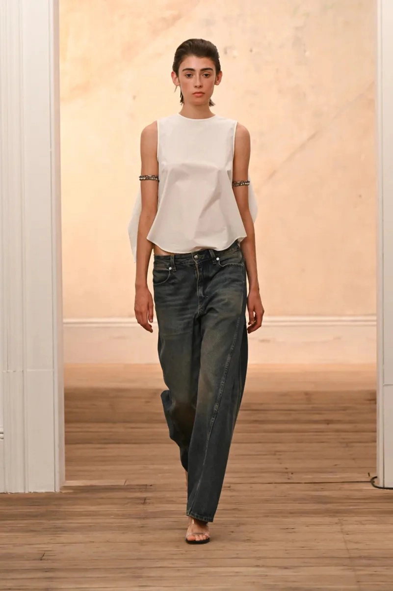 Eckhaus Latta Spring 2027 Keeps Downtown Style Loose, Metallic And Unpredictable