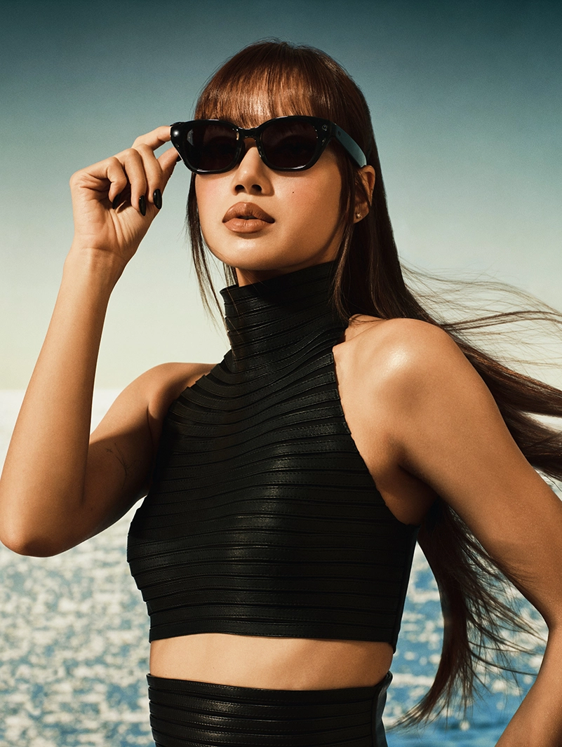 Lisa X Meta Glasses Comes With Cat-Eye Frames And L-Family Charms