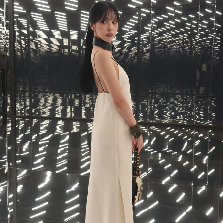Twice'S Mina Brings Major Front Row Glam To Fendi Spring 2027