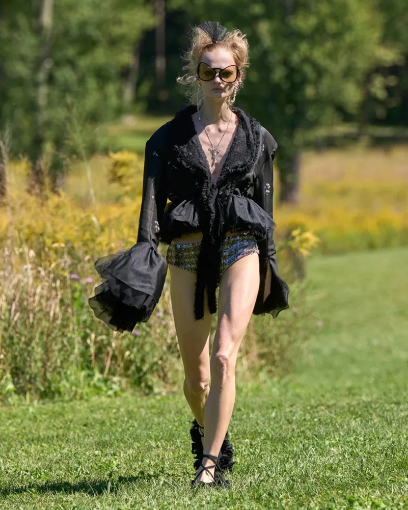 Collina Strada Spring 2027 Takes A Grungy Renaissance Detour