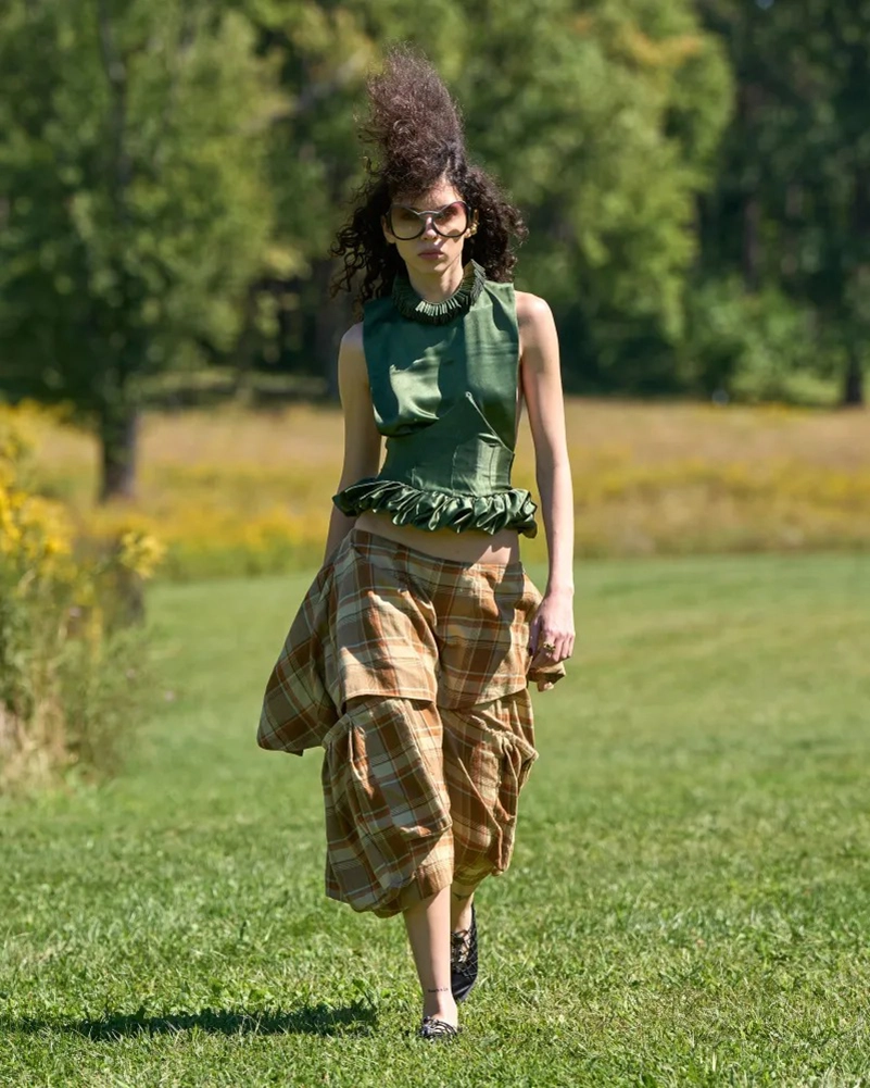 Collina Strada Spring 2027 Takes A Grungy Renaissance Detour