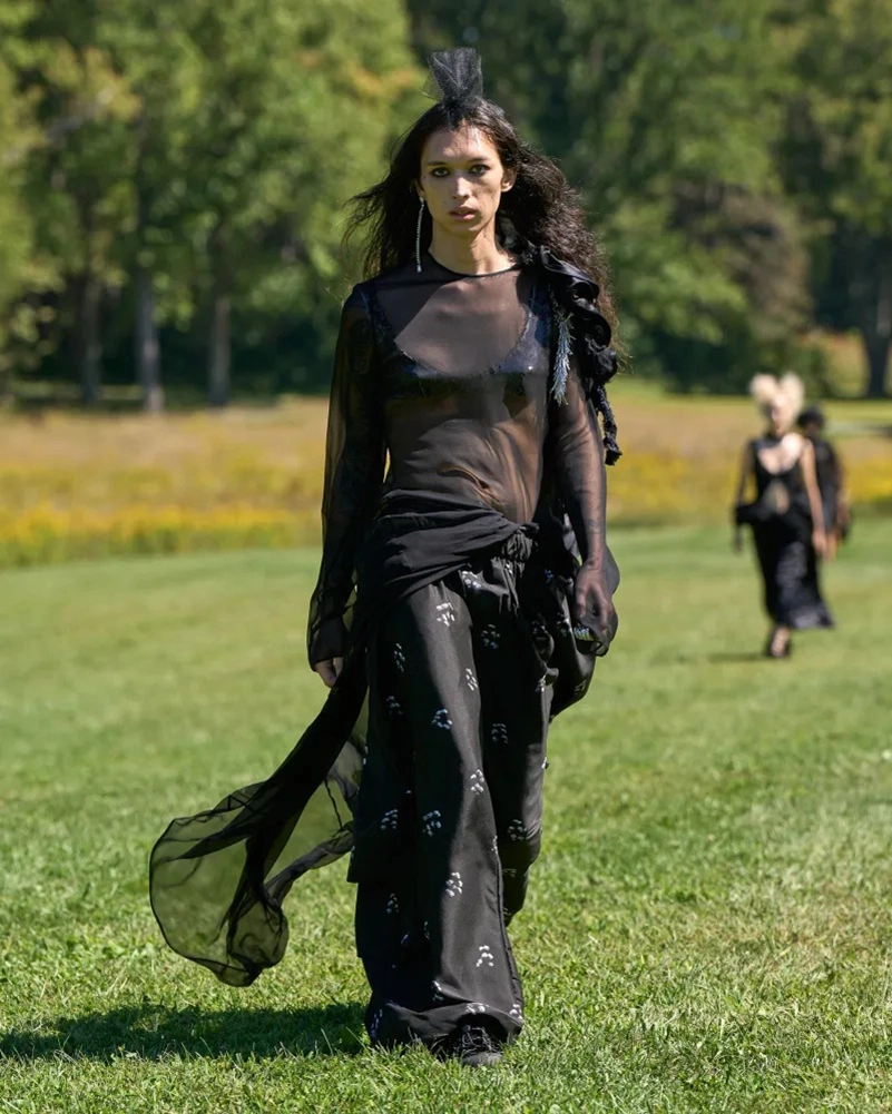 Collina Strada Spring 2027 Takes A Grungy Renaissance Detour