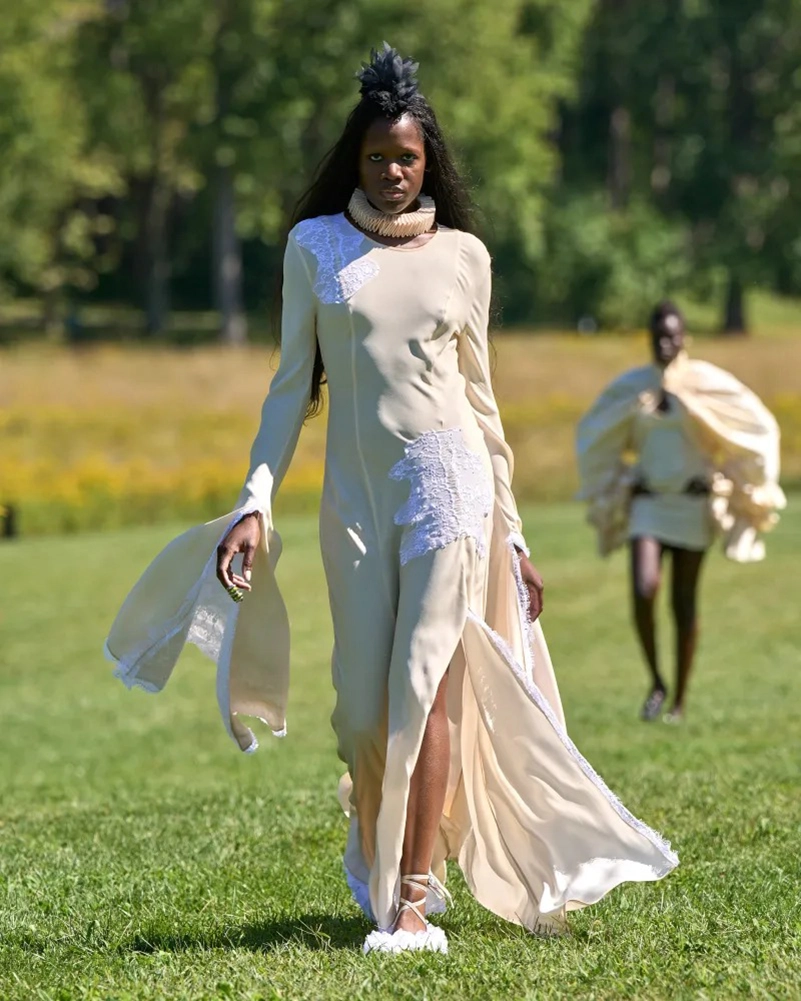 Collina Strada Spring 2027 Takes A Grungy Renaissance Detour
