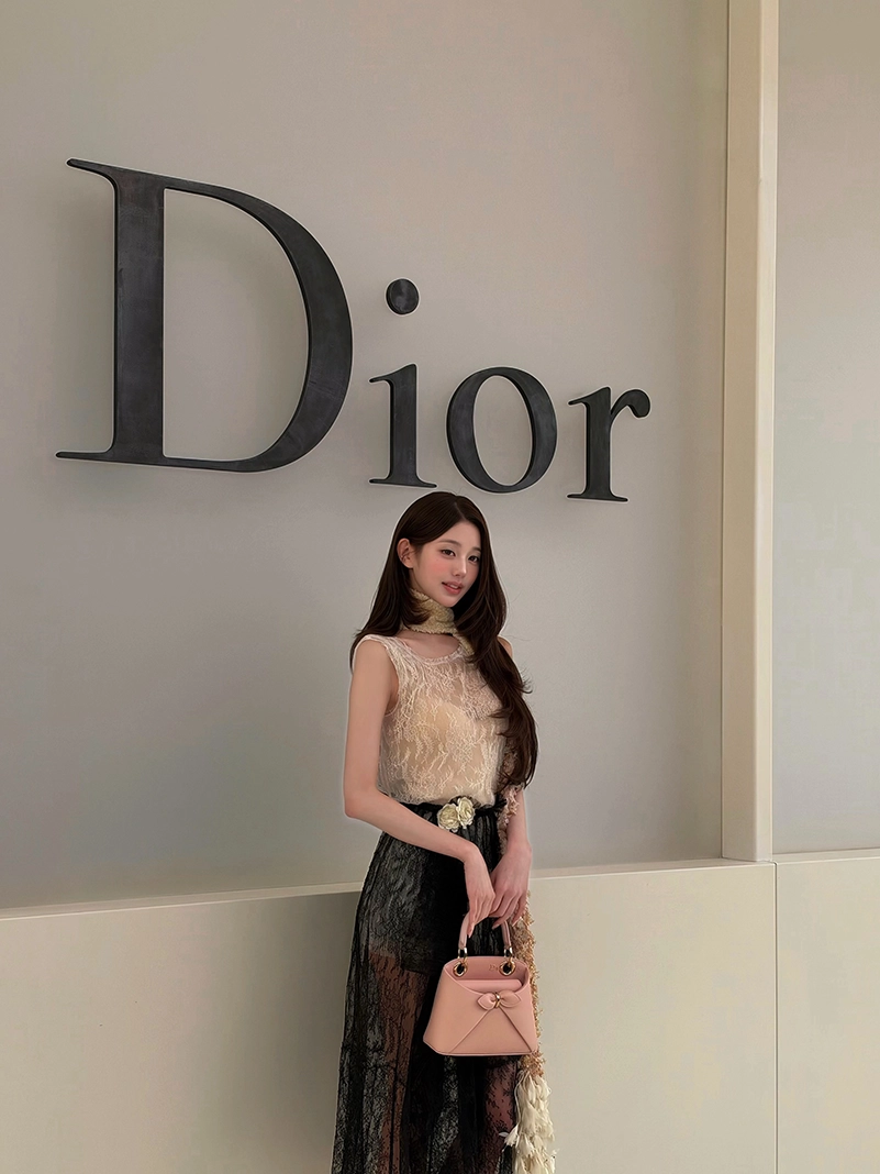 Wonyoung Goes Full Romance For Dior Spring 2027