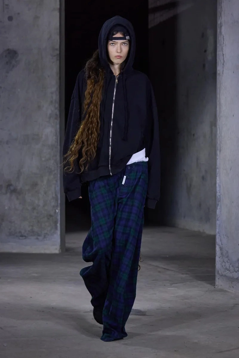 Natasha Zinko Makes Getting Dressed A Public Affair For Spring 2027