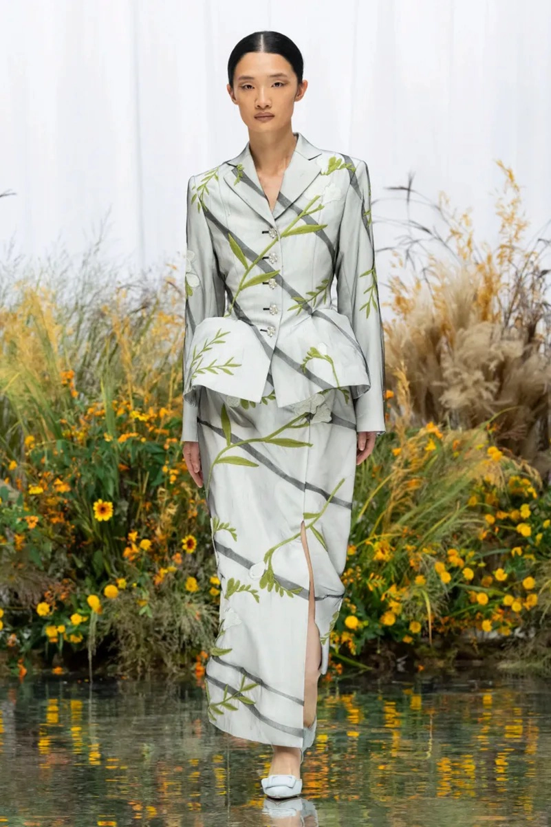 Patrick Mcdowell Gives ’60S Society Dressing A Full Calendar