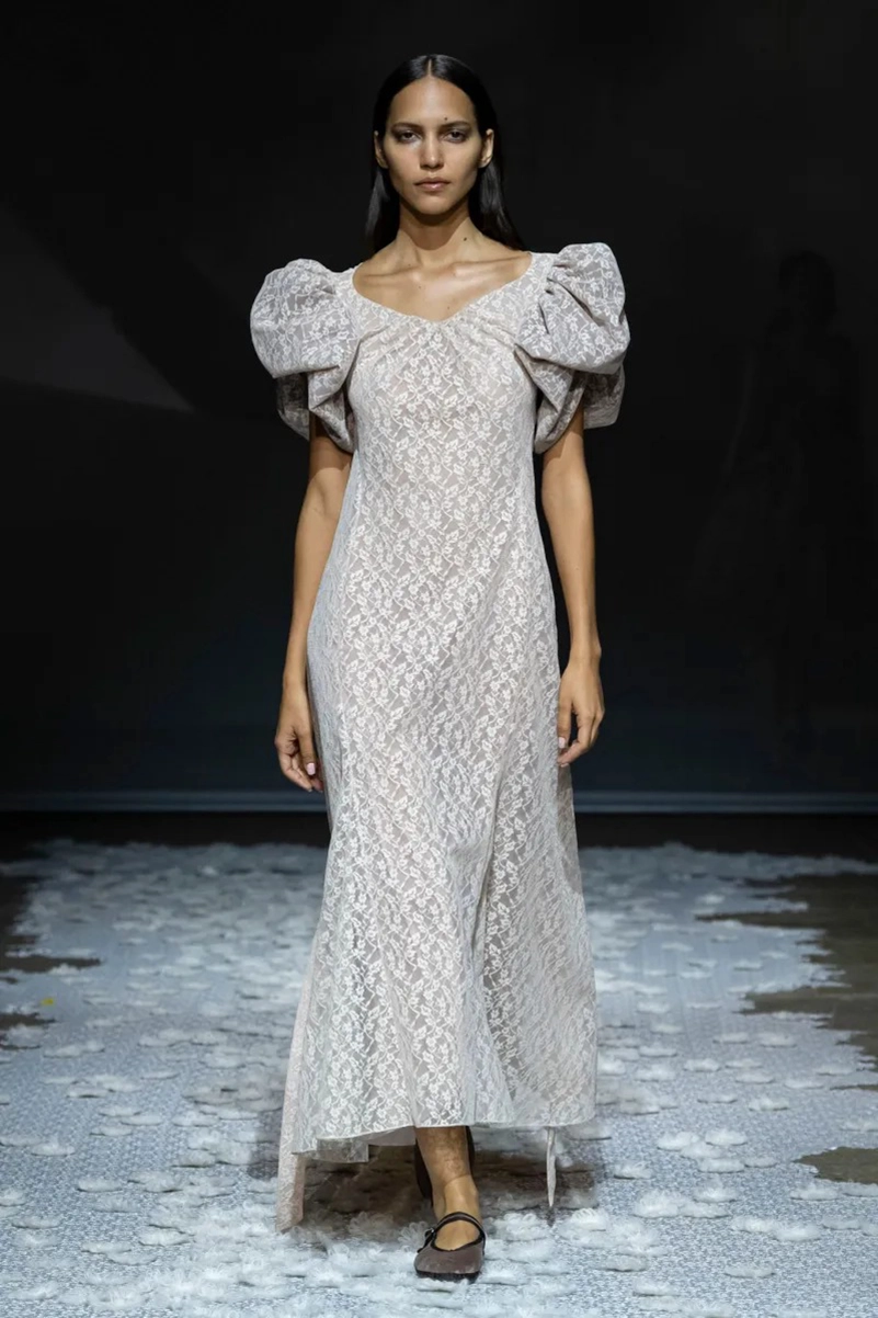 Pauline Dujancourt Spring 2027 Has A Dress For Every Stage Of Heartbreak