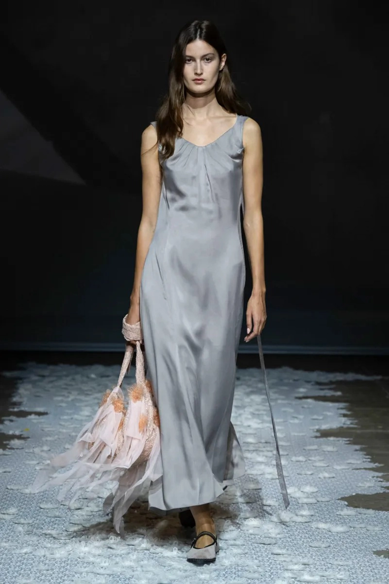 Pauline Dujancourt Spring 2027 Has A Dress For Every Stage Of Heartbreak