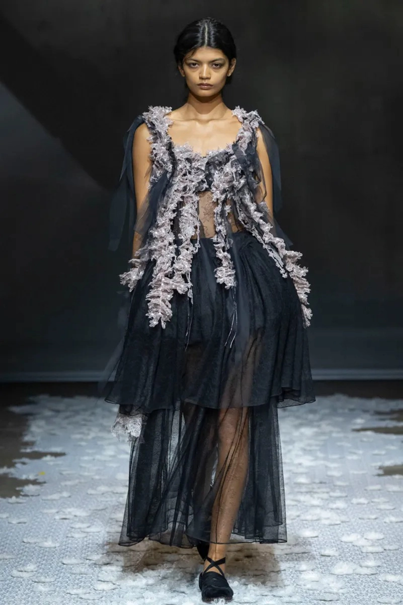 Pauline Dujancourt Spring 2027 Has A Dress For Every Stage Of Heartbreak