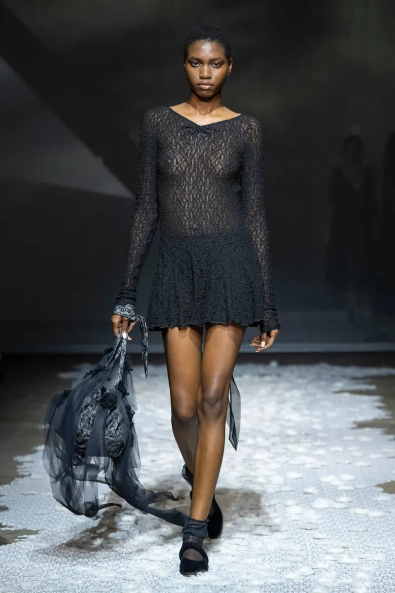 Pauline Dujancourt Spring 2027 Has A Dress For Every Stage Of Heartbreak
