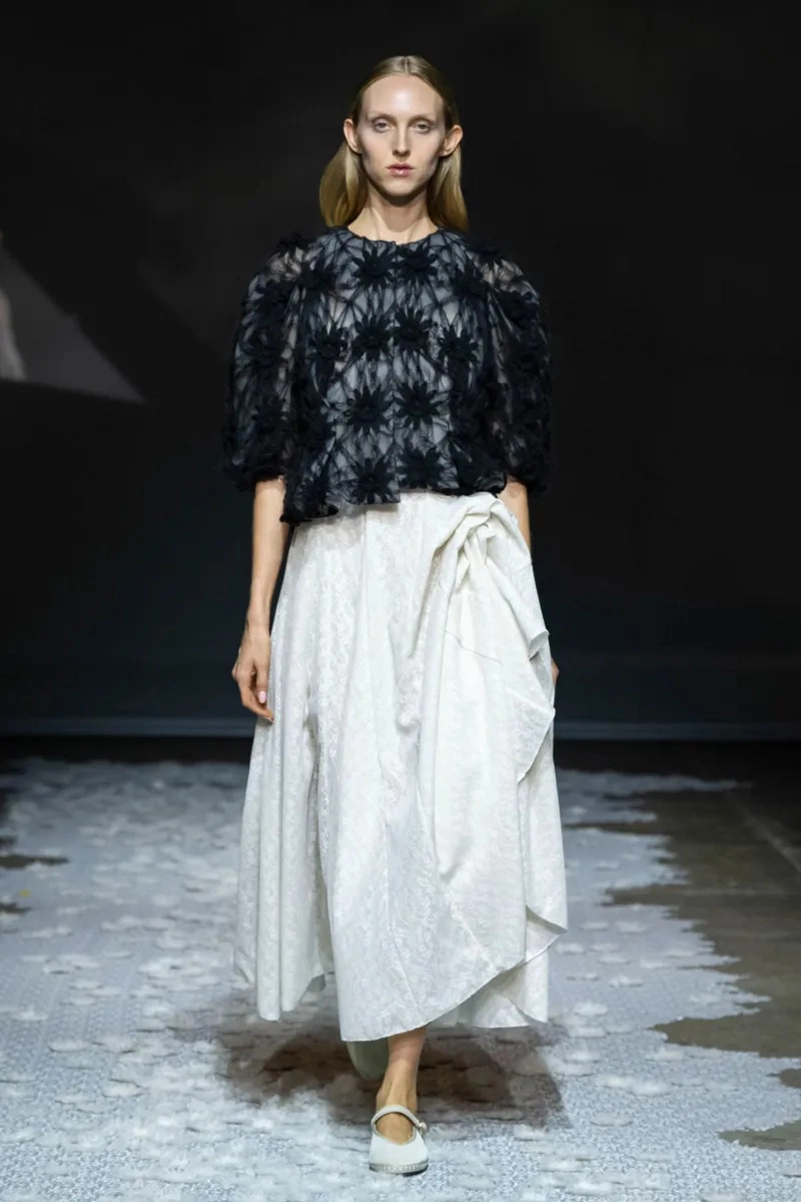 Pauline Dujancourt Spring 2027 Has A Dress For Every Stage Of Heartbreak