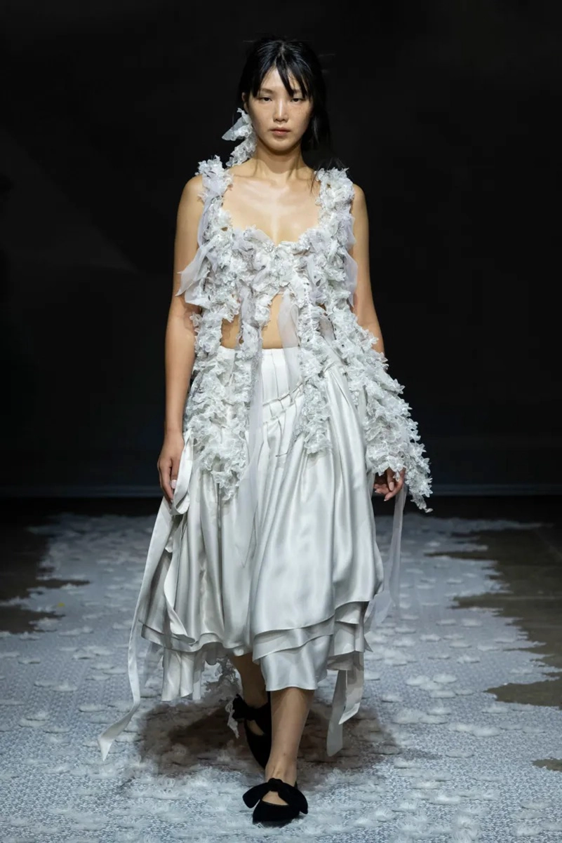 Pauline Dujancourt Spring 2027 Has A Dress For Every Stage Of Heartbreak