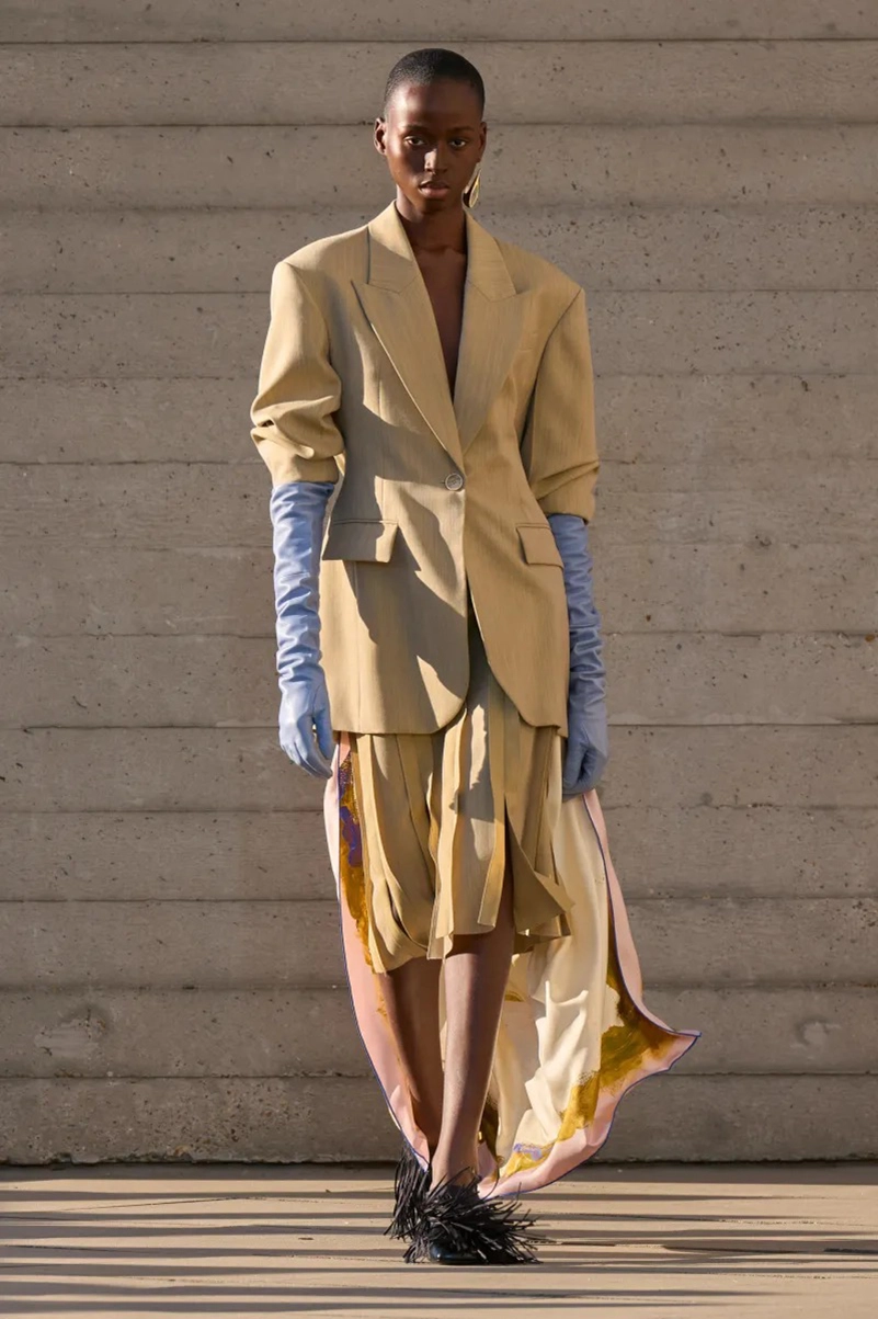 Roksanda Spring 2027 Puts An Arty Spin On The Seven-Day Wardrobe