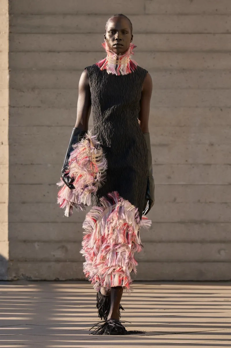 Roksanda Spring 2027 Puts An Arty Spin On The Seven-Day Wardrobe