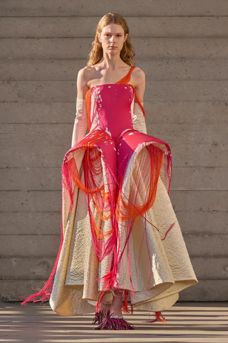 Roksanda Spring 2027 Puts An Arty Spin On The Seven-Day Wardrobe