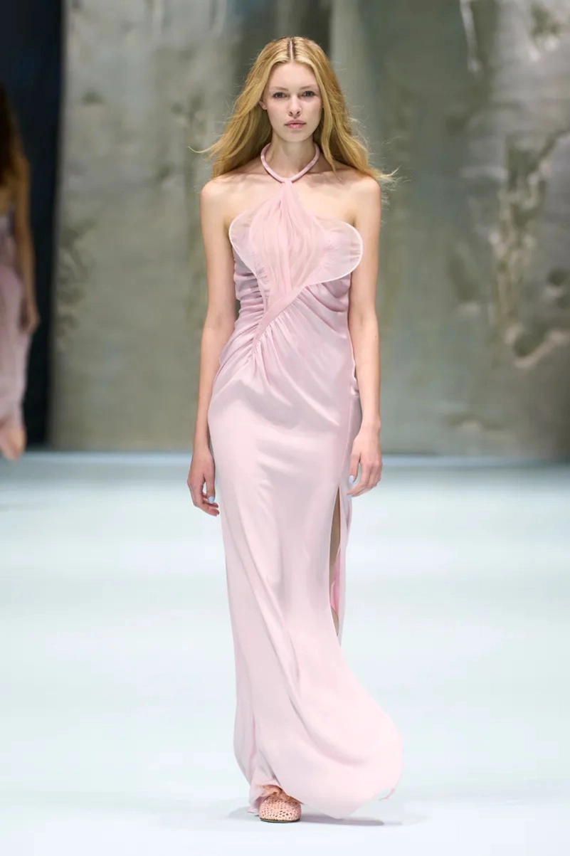 Genny Spring 2027 Gives Boho Dressing a Glamorous Getaway