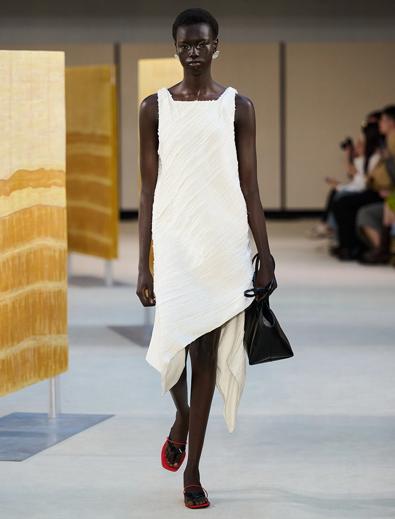 Avvenn Spring 2027 Thinks Perfect Fabrics Are Overrated