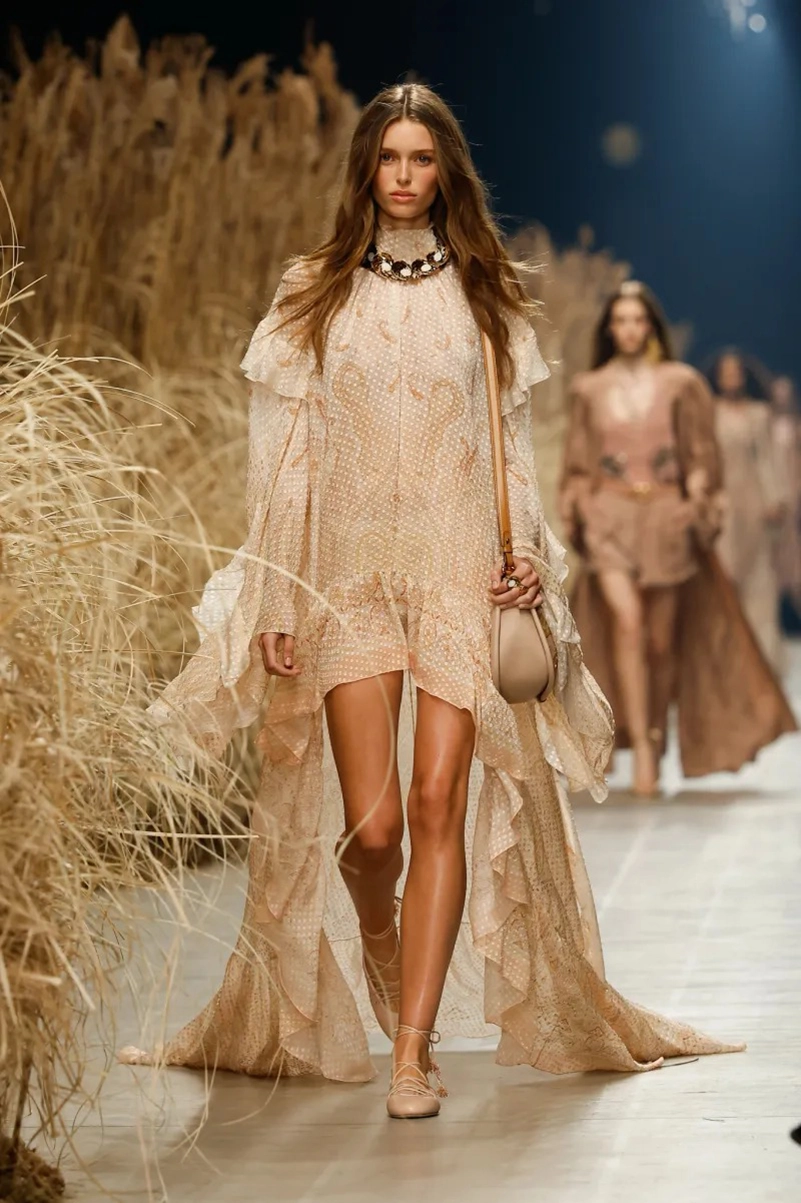 Etro Spring 2027 Gives Its Bohemian Staples A Lighter Touch