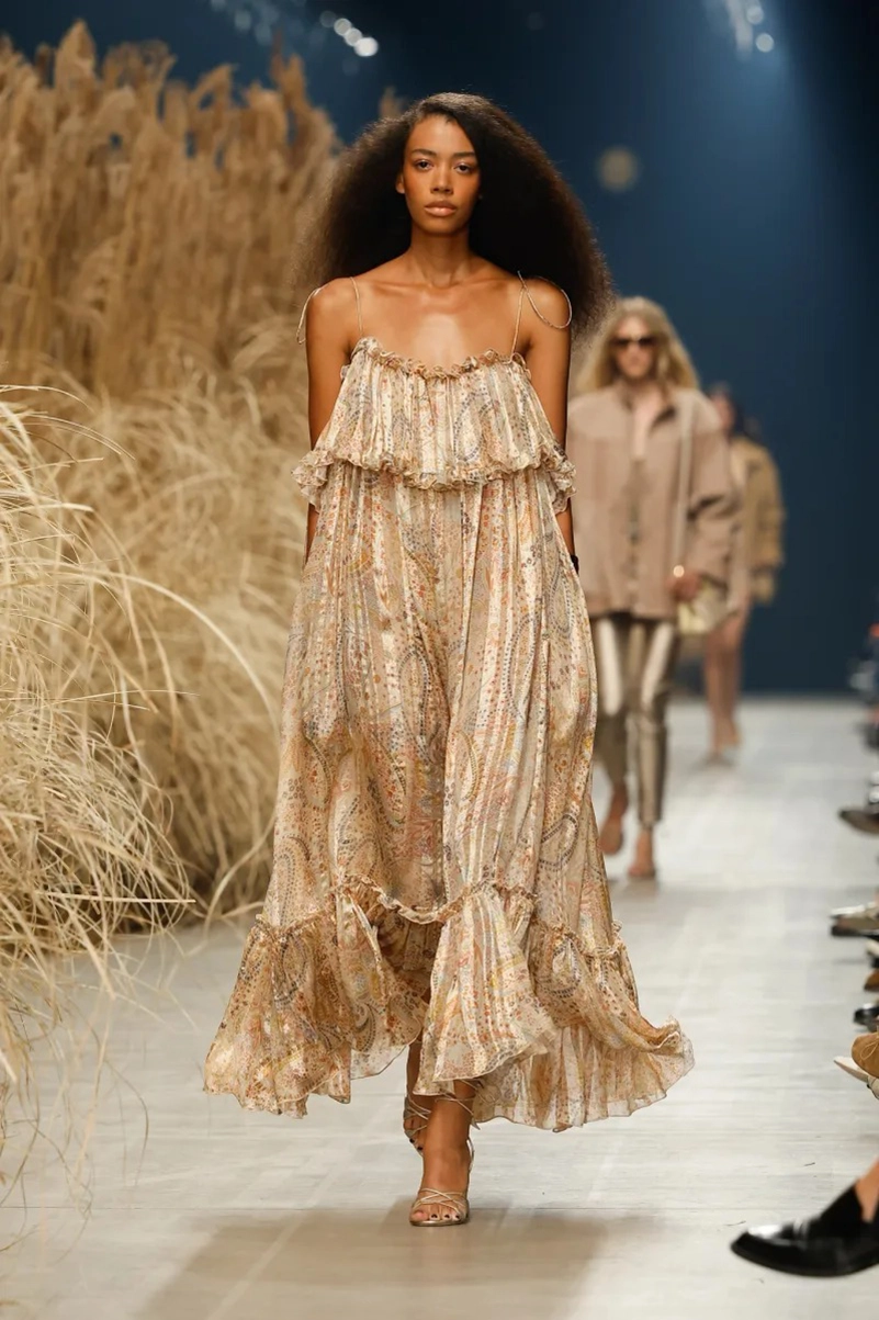Etro Spring 2027 Gives Its Bohemian Staples A Lighter Touch