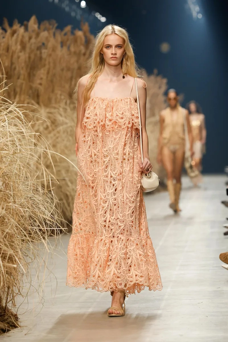 Etro Spring 2027 Gives Its Bohemian Staples A Lighter Touch