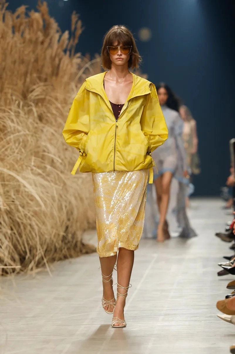 Etro Spring 2027 Gives Its Bohemian Staples A Lighter Touch