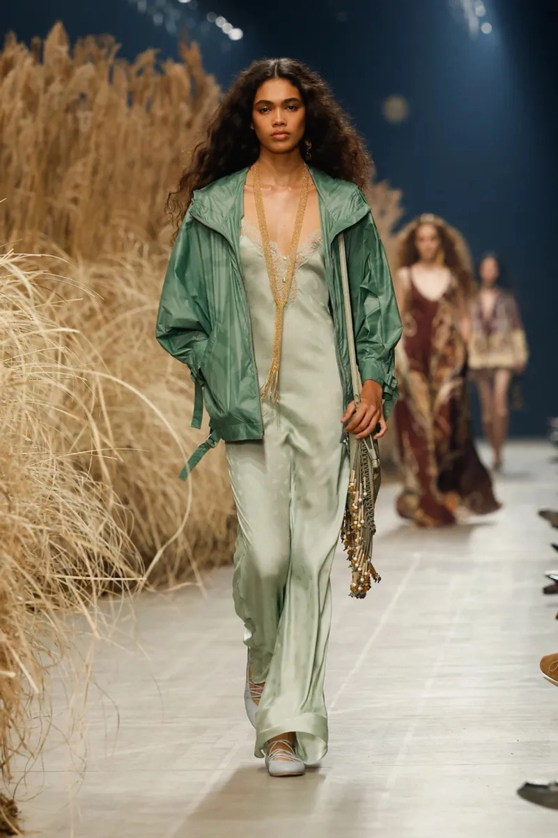 Etro Spring 2027 Gives Its Bohemian Staples A Lighter Touch