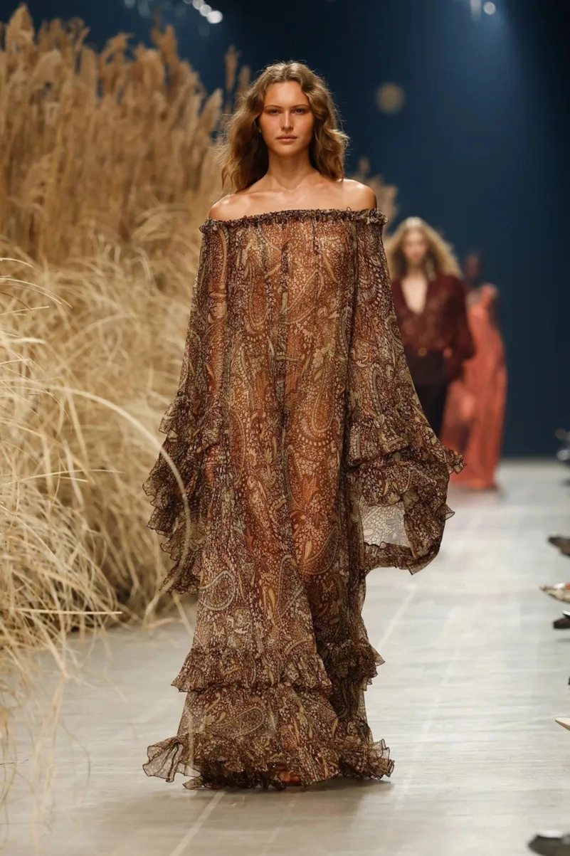 Etro Spring 2027 Gives Its Bohemian Staples A Lighter Touch