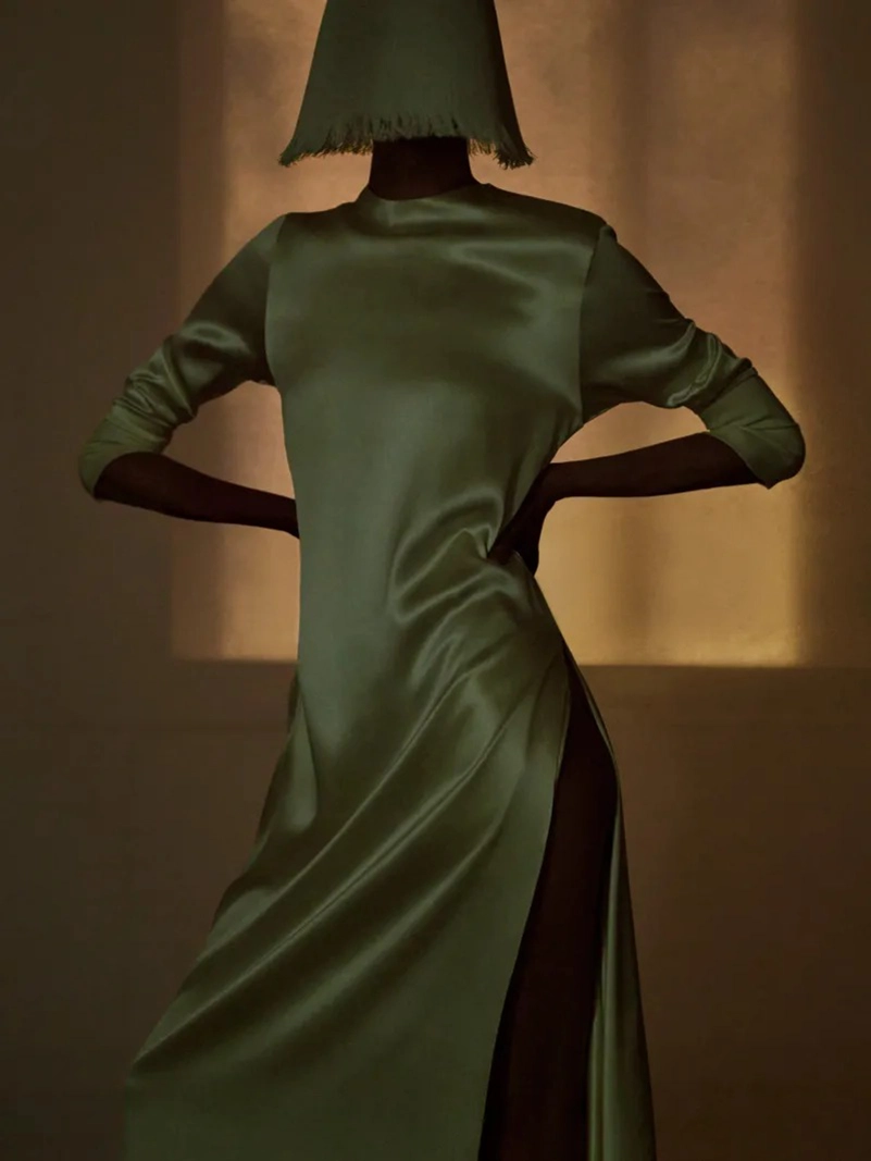 Phoebe Philo Spring 2027 Collection F Gives The Everyday Uniform A Progressive Streak